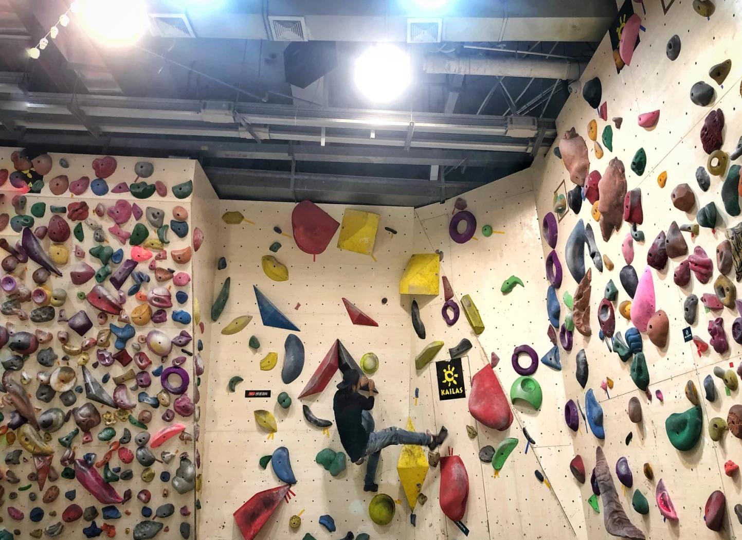 关于迷你攀岩挑战：新鲜有趣的攀岩体验的信息