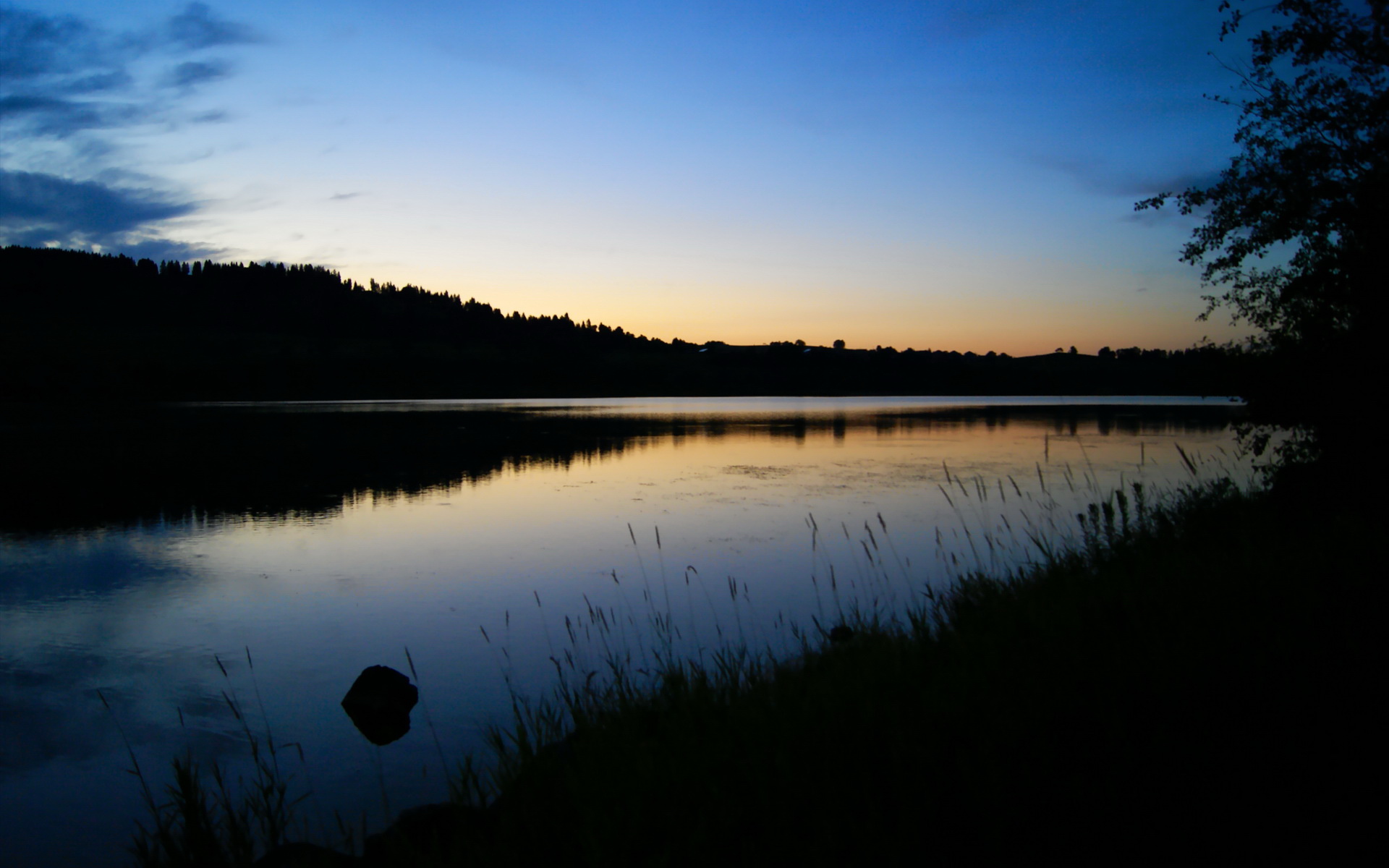 开云网页版-瓦伦西亚客场0-2不敌西班牙人，防守端漏洞百出，瓦伦西亚新球场现状