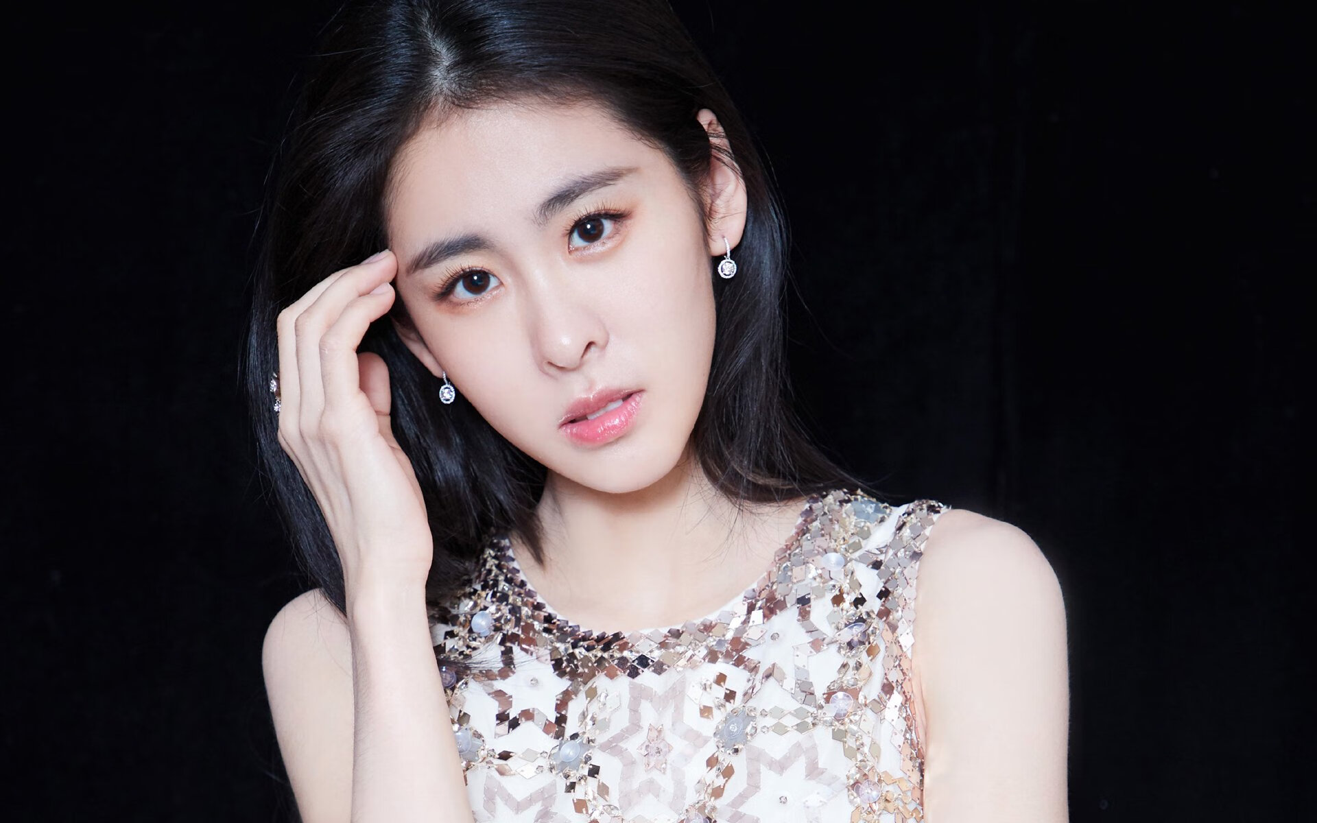 门兴格拉德巴赫取得惊人的连胜纪录，门兴格拉德巴赫首发阵容