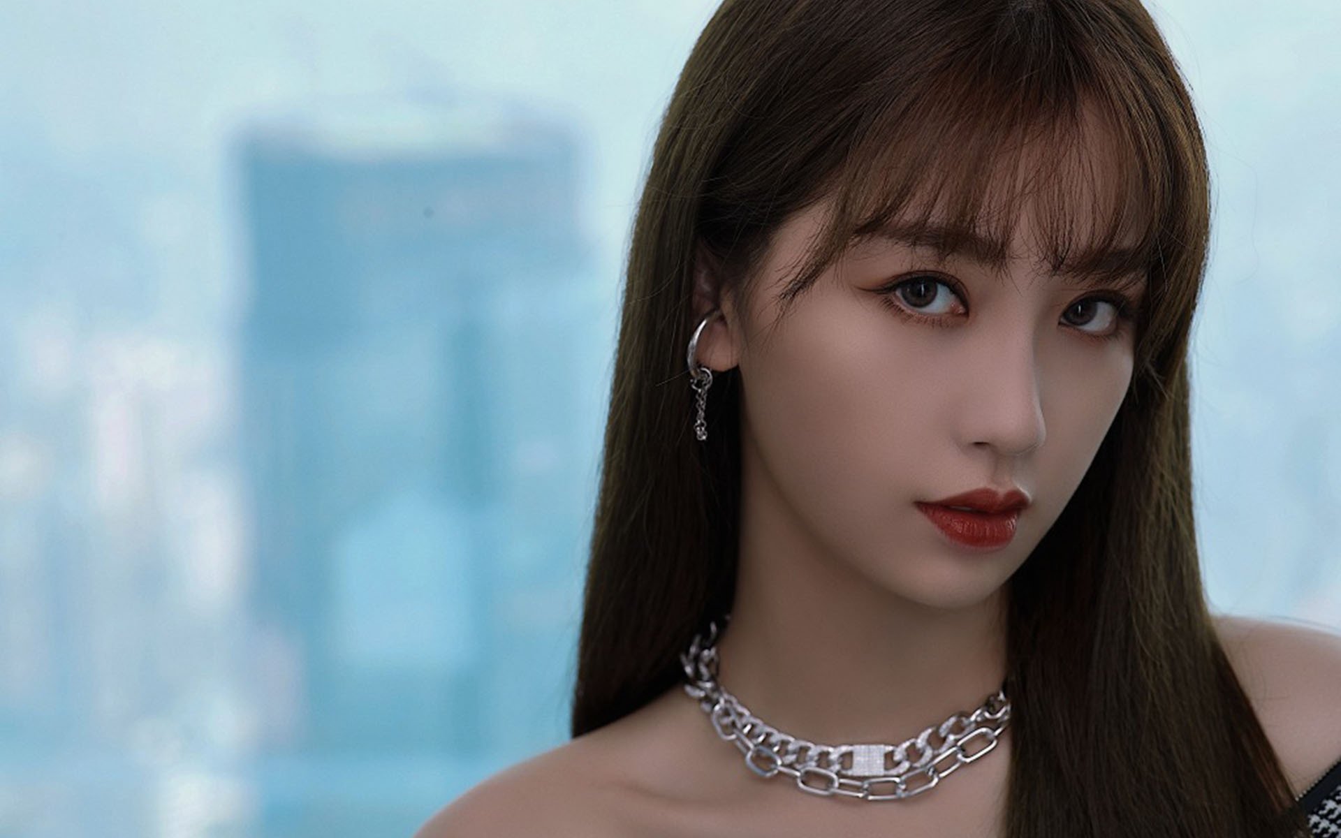 “2025世界运动会：东部新区徒步定向越野赛展现勇气与智慧”