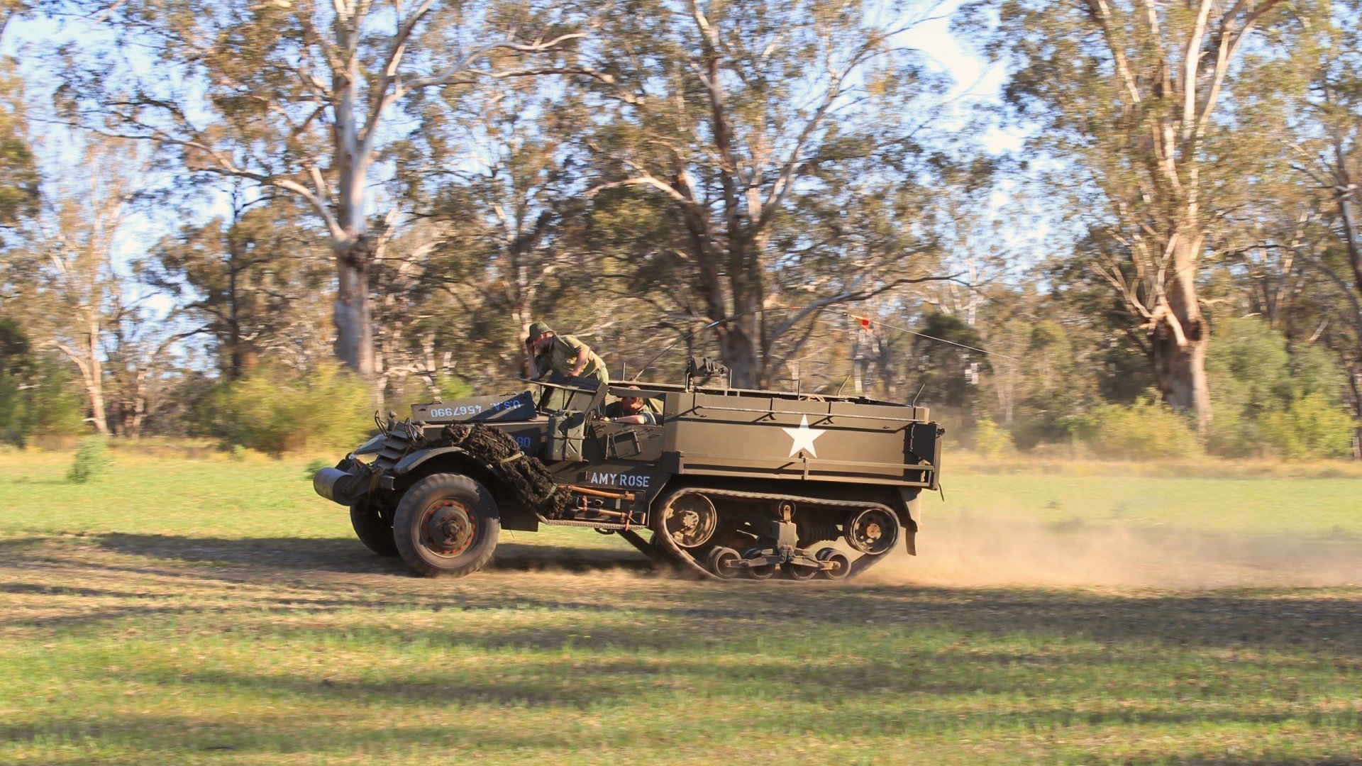 开云网站-诺埃·庞蒂冲刺力十足挑战极限，庞蒂克fiero